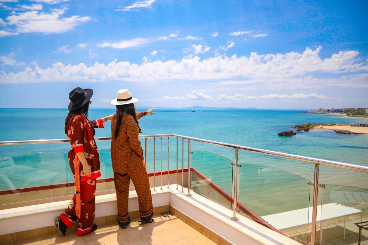 Petrov Family Hotel Nesebar Exterior photo