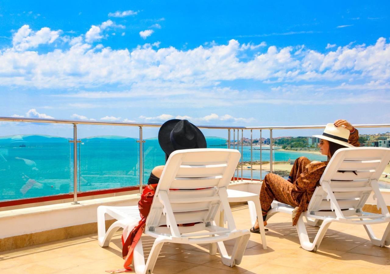 Petrov Family Hotel Nesebar Exterior photo