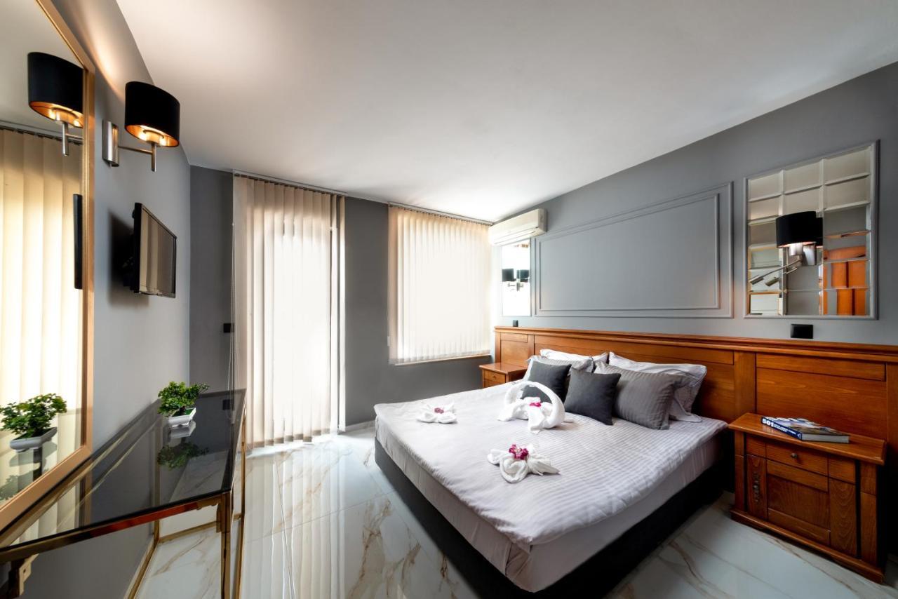 Petrov Family Hotel Nesebar Exterior photo