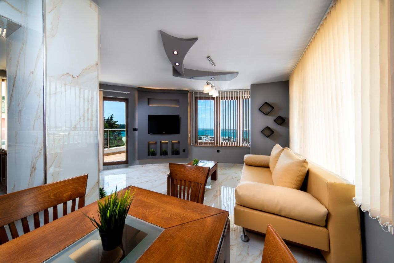 Petrov Family Hotel Nesebar Exterior photo