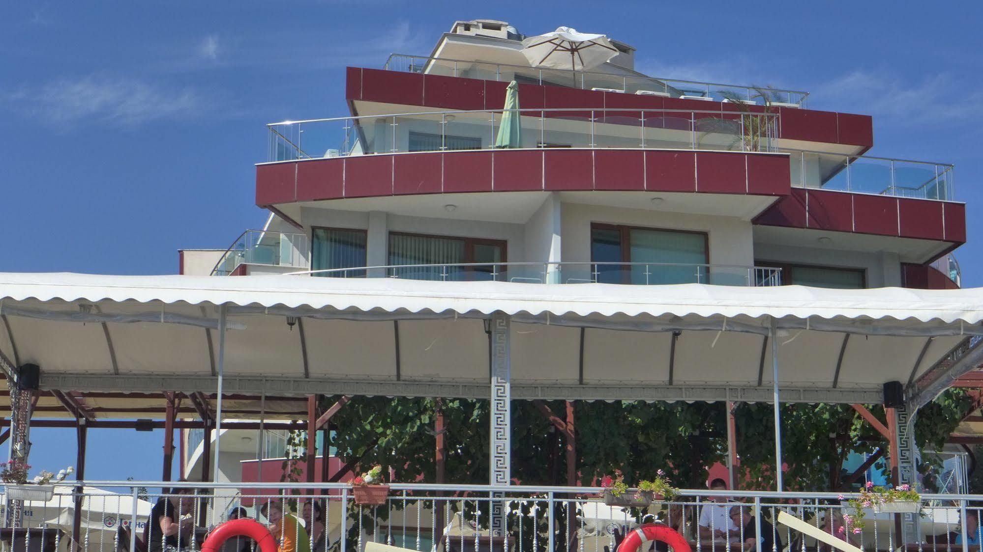 Petrov Family Hotel Nesebar Exterior photo