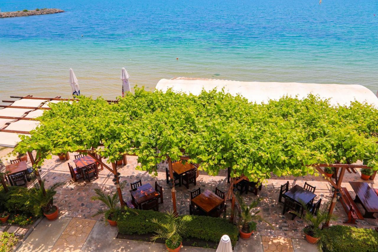 Petrov Family Hotel Nesebar Exterior photo